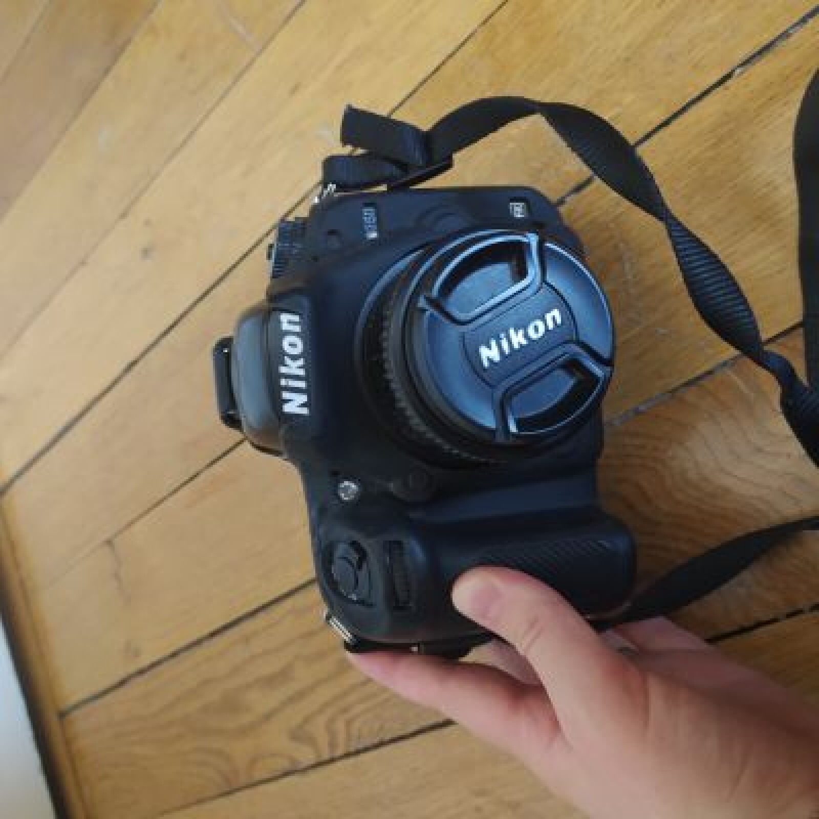 Boitier D750 sans objectif - Photo 1 sur 1