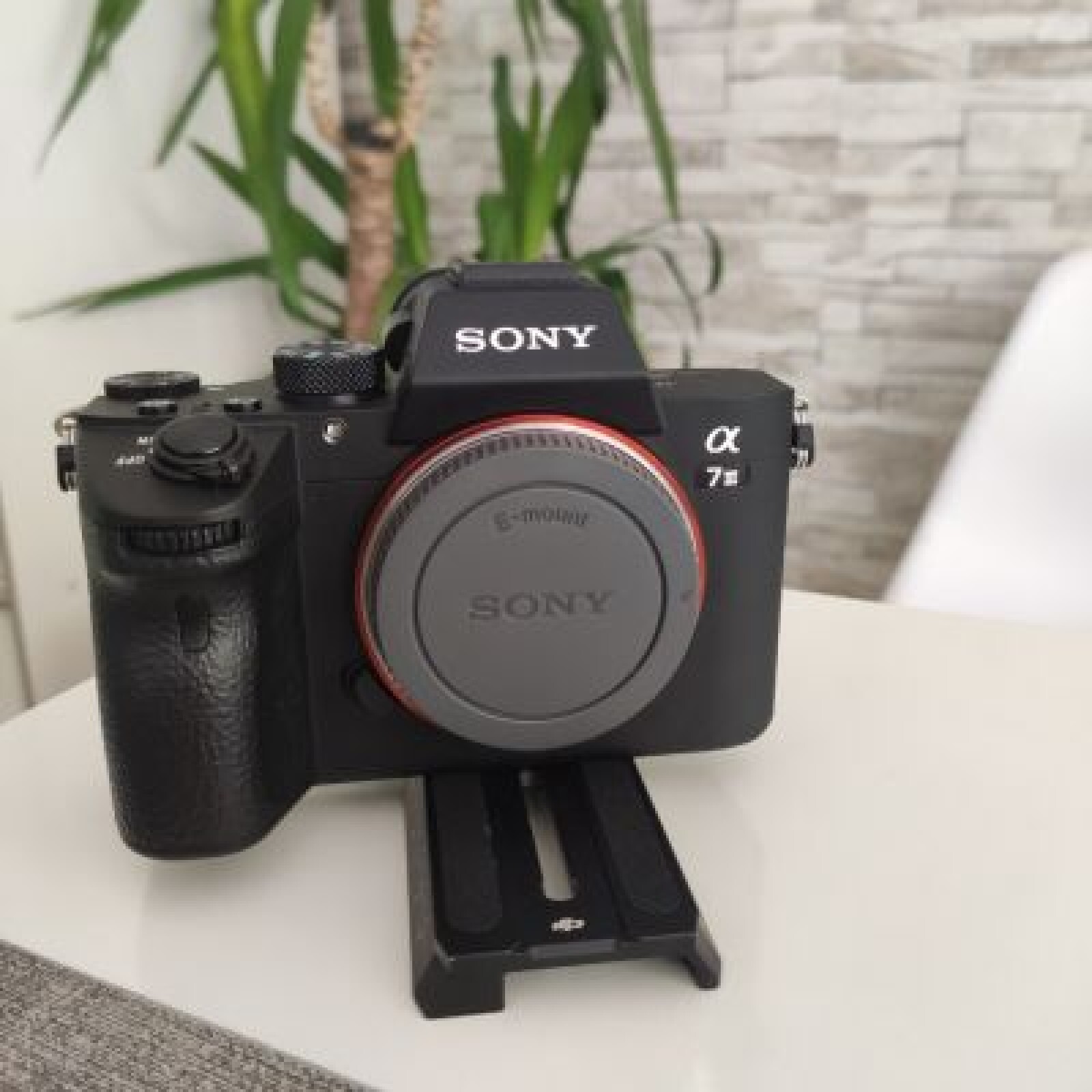 Sony A73 + 3 batteries + Chargeur - Photo 1 sur 3