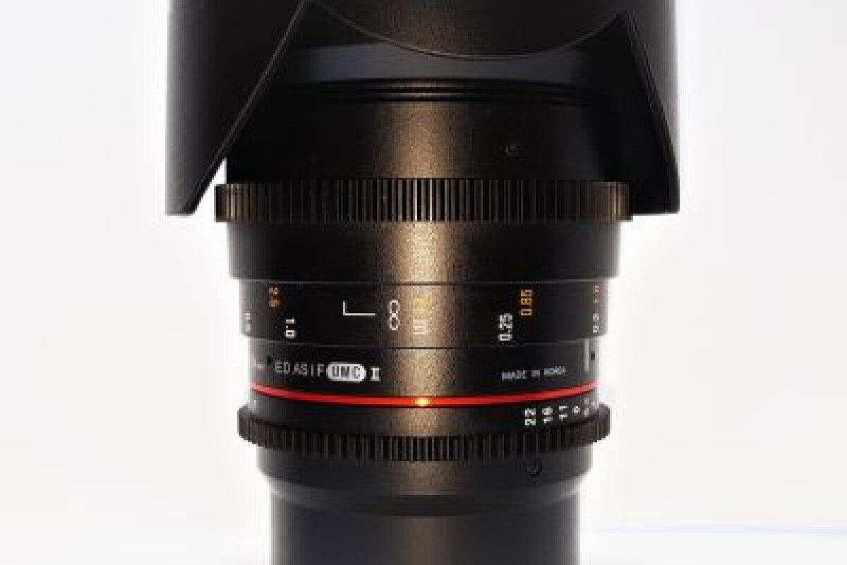 Location Samyang Cine Lens 24mm T1.5 E-mount - Lightyshare