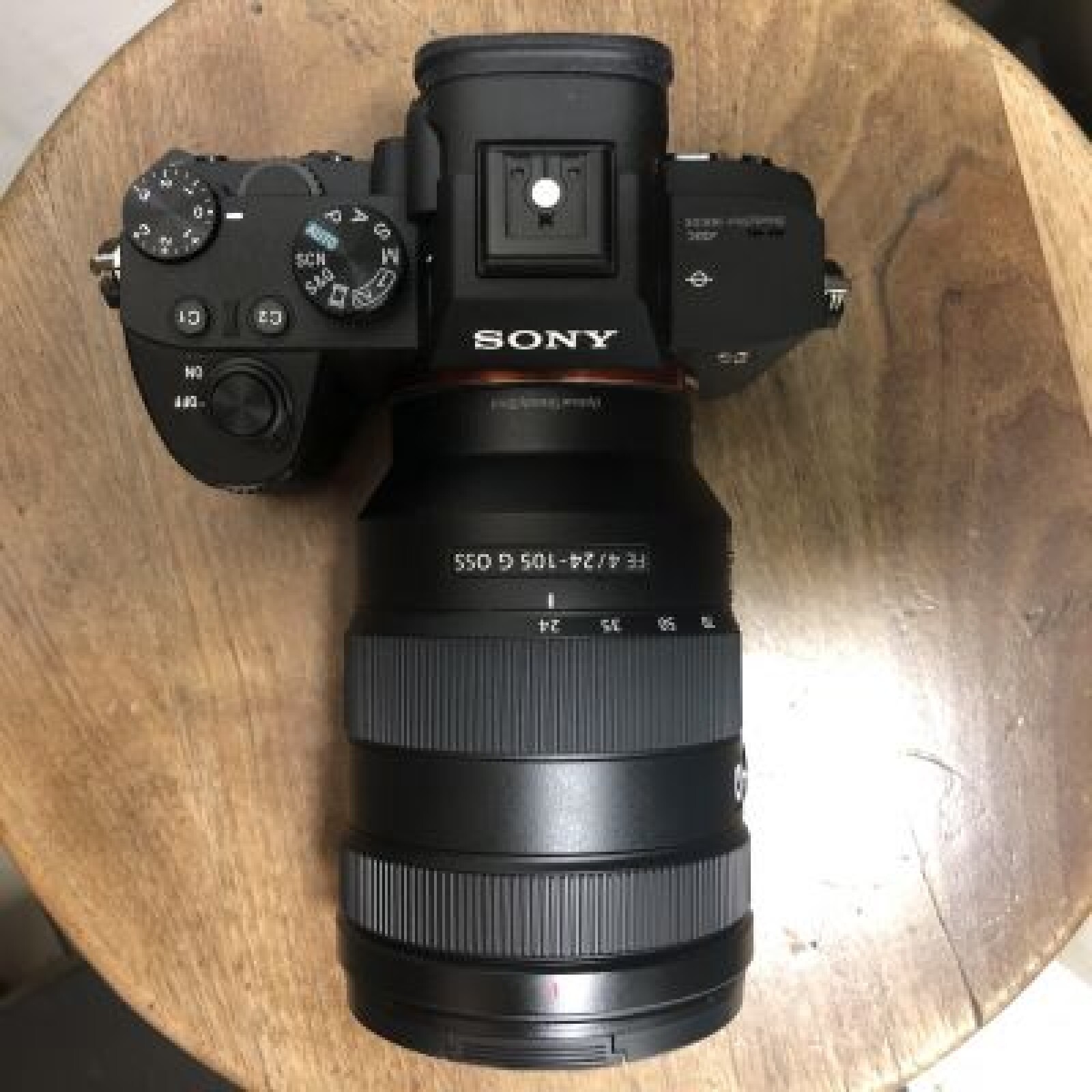 Sony Alpha 7 III (neuf) + FE 4 zoom 24-105  (neuf)+ micro RODE compact Pro (neuf) - Photo 3 sur 4