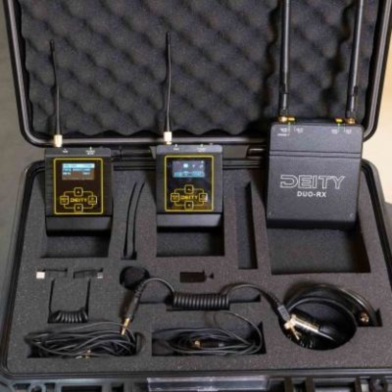 kit HF Microphones lavaliers Deity Connect Wireless - Photo 1 sur 5
