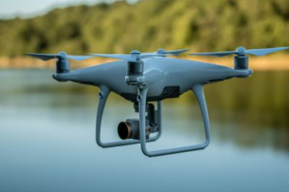 Location DJI Phantom 4 Advanced - Lightyshare