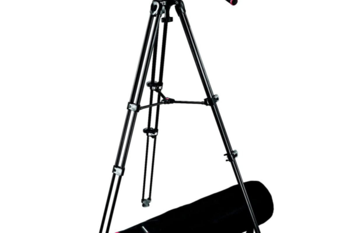 Location Manfrotto Trépied avec tête fluide Manfrotto - Lightyshare
