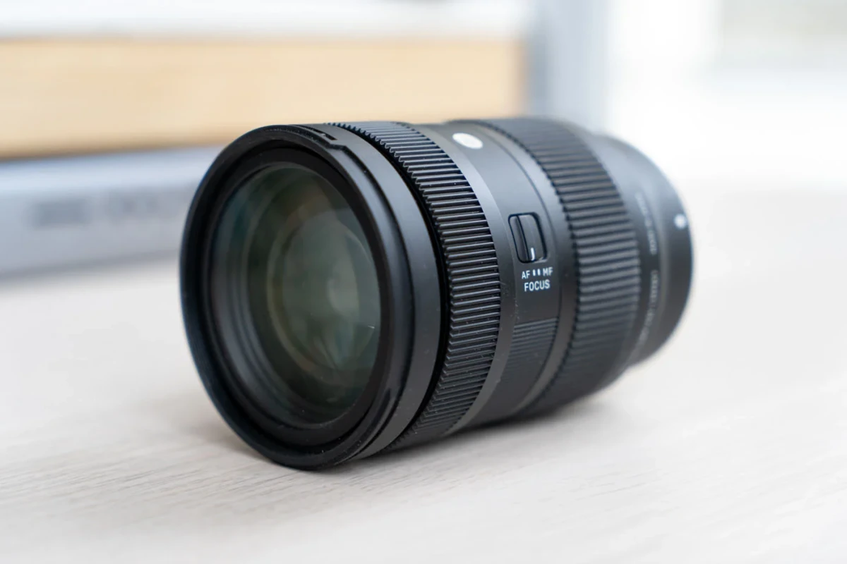 Location Sigma 28-70mm F2.8 DG DN - Lightyshare