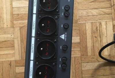 Location console lumière / dimeures avec 6 entré pc 16