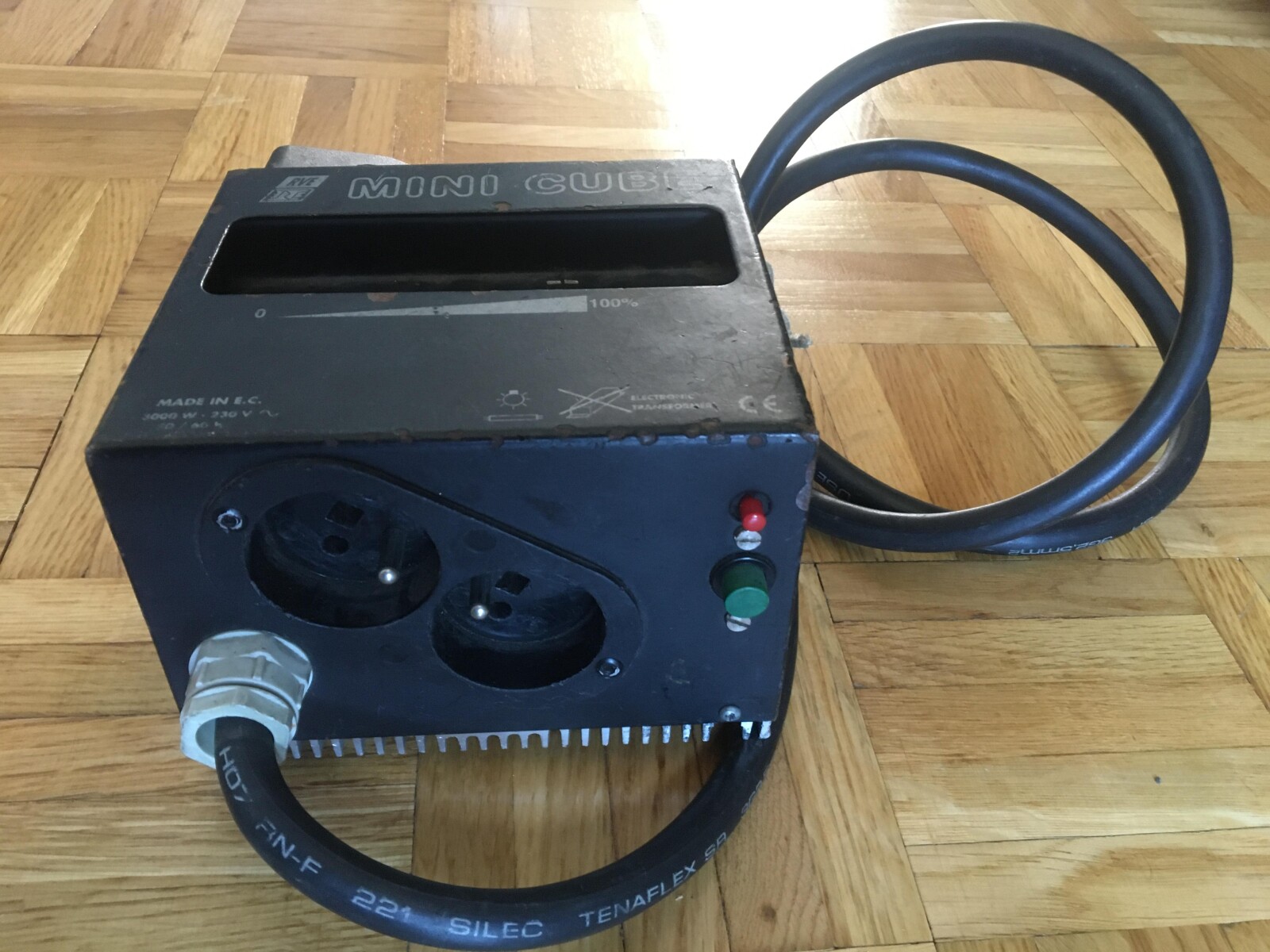 Dimmer 2000W - RVE Mini Cube - Photo 2 sur 2