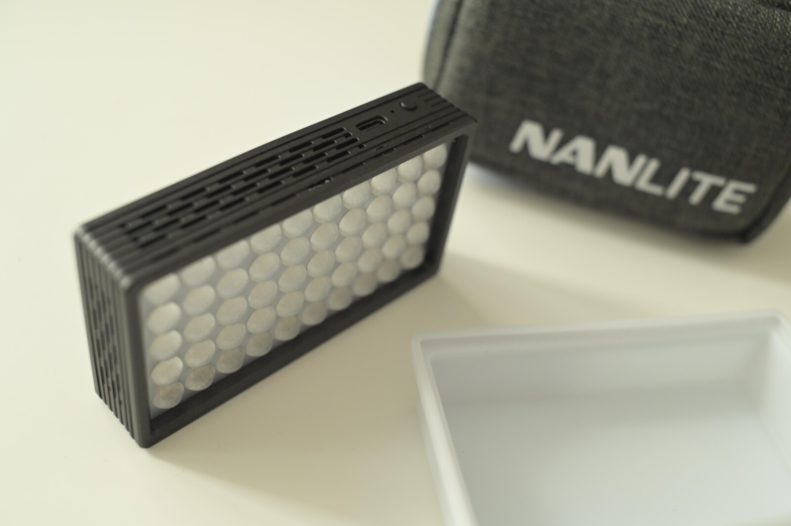 Nanlite Litolite 5C - Photo 1 sur 3