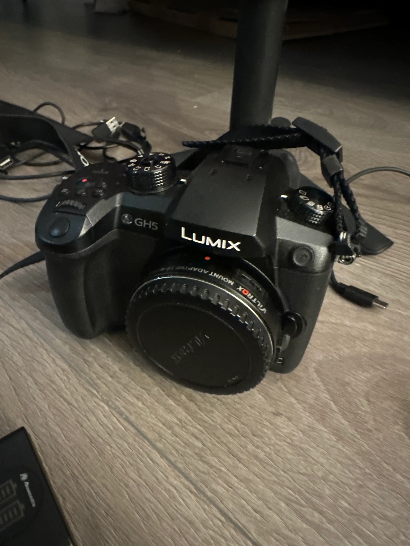 Pack Panasonic GH5 avec Sigma 18-35 et Ronin RSC-2 - Photo 2 sur 5