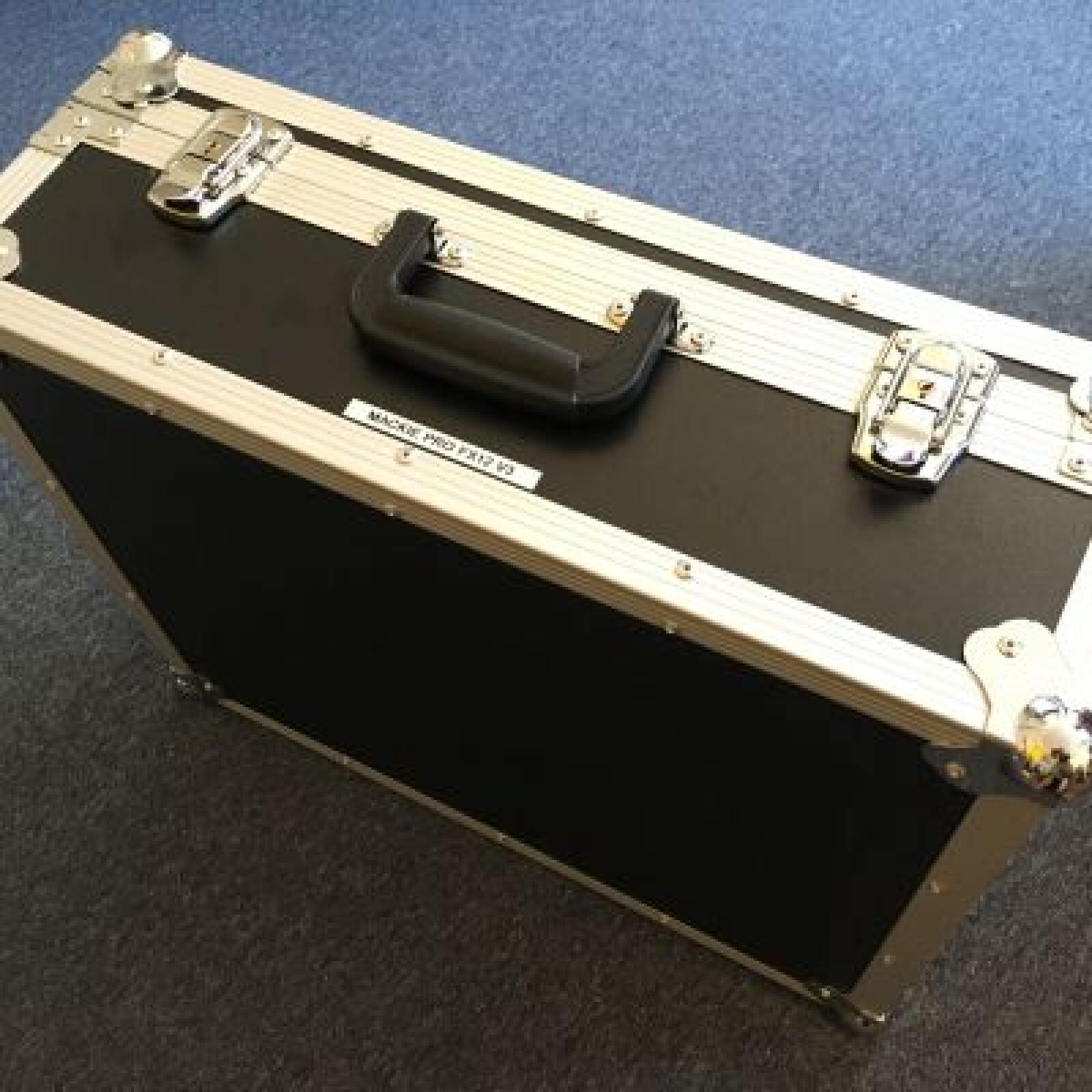 Console 12 voies MACKIE PRO FX12 V3 - Photo 5 sur 5