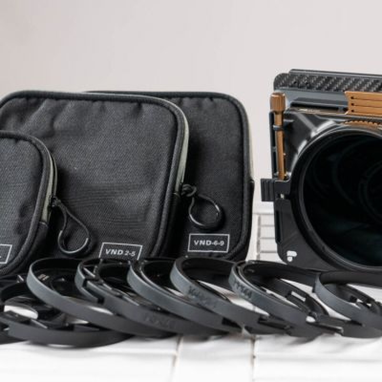 Mattebox 2-9 Stops PolarPro BaseCamp (filtre ND variable et polarisant - Matte box Base Camp) - Photo 5 sur 5