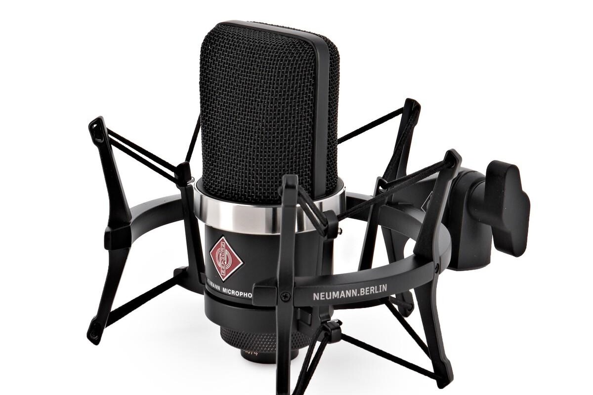 Location Neumann TLM 102 - Lightyshare