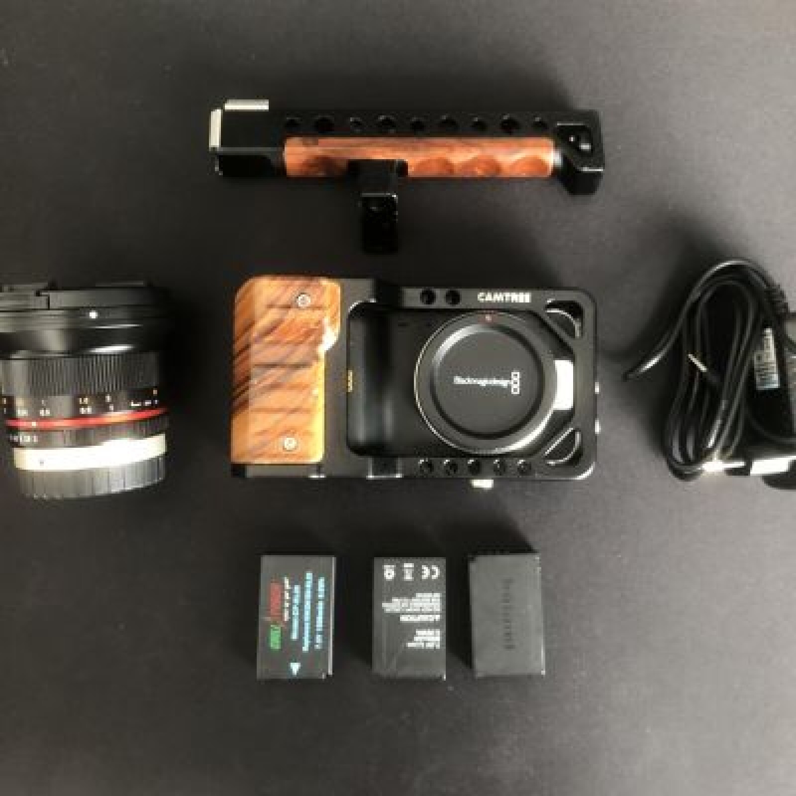 Kit de tournage blackmagic cinéma caméra - Photo 1 sur 3
