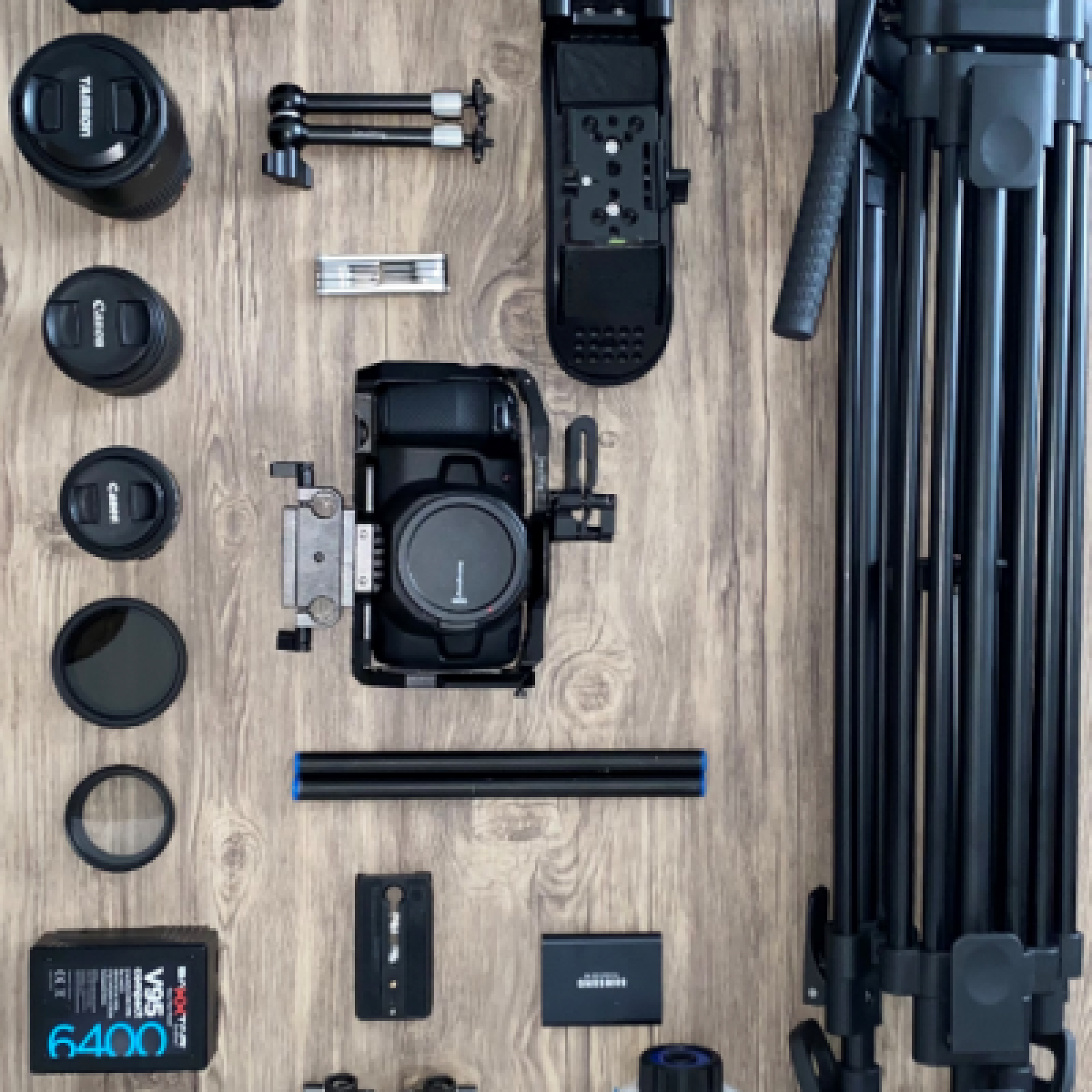 BMPCC 6K BODY + Vlock +SSD - Photo 1 sur 1