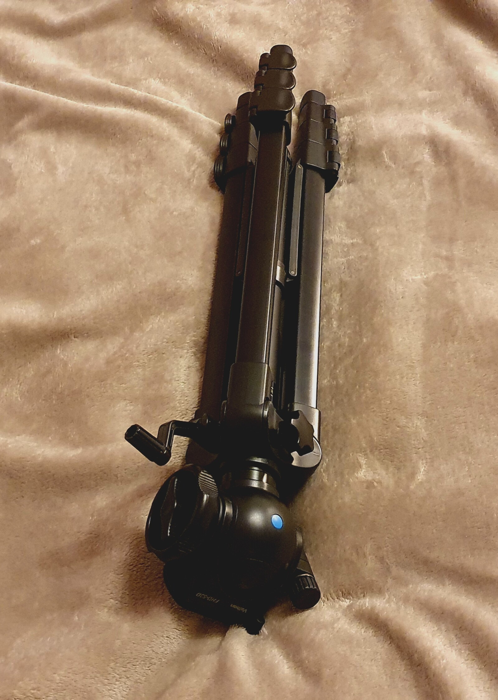 Trépied Velbon EX-547 avec rotule vidéo - Photo 6 sur 8