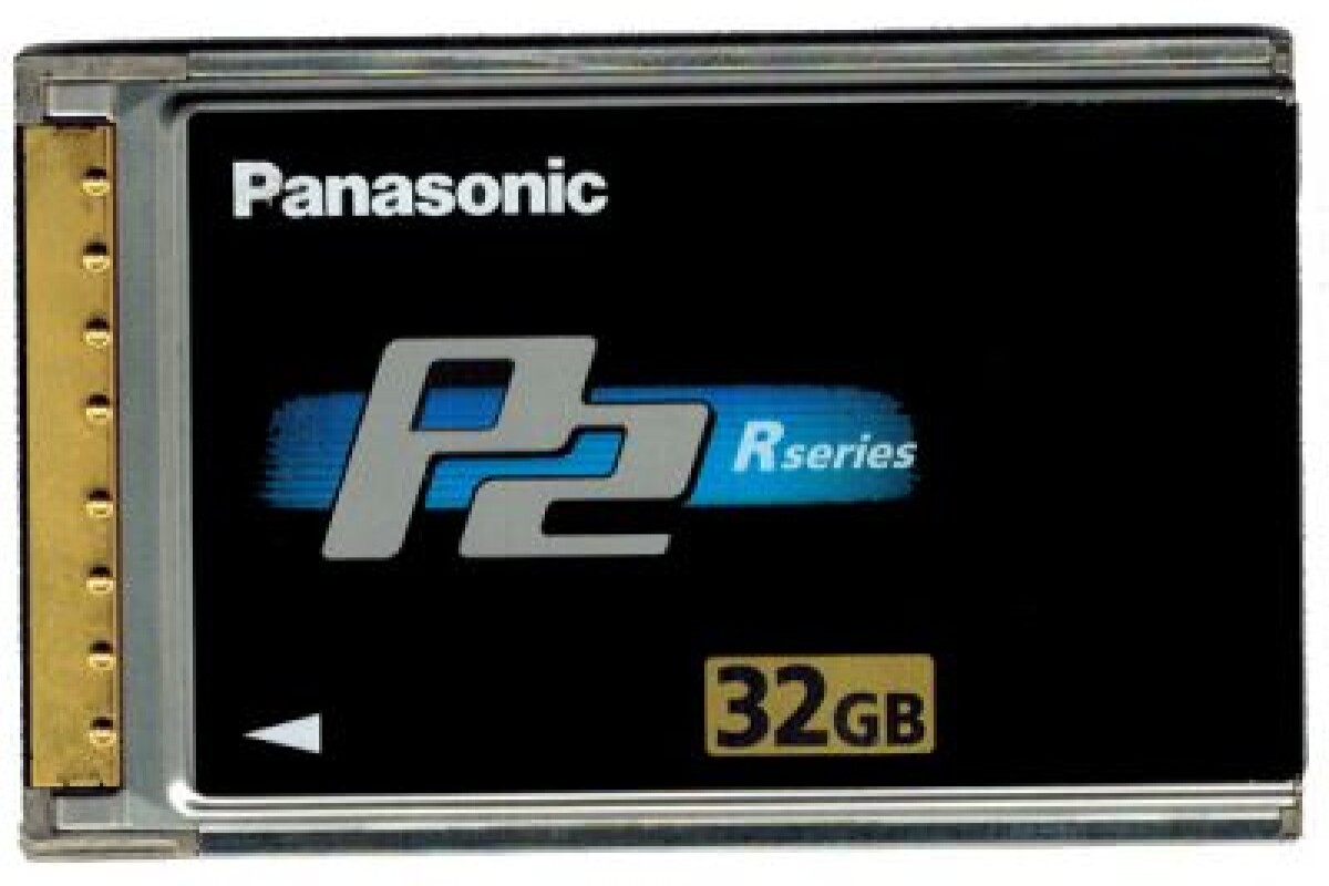 Location 2X32 GB P2 CARDS_RSERIES - Lightyshare