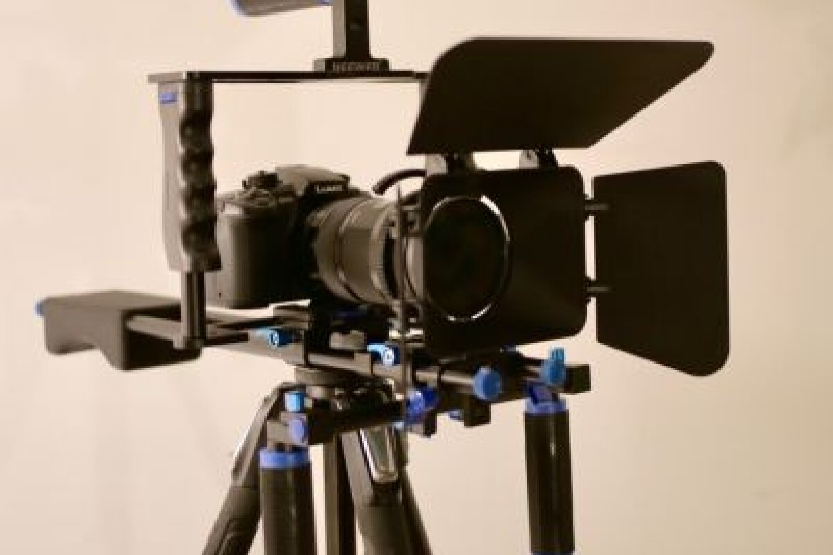 Location Gh5+SPEEDBOOSTER+18-35+70-210+ND FILTER+CROSS D'EPAULE - Lightyshare