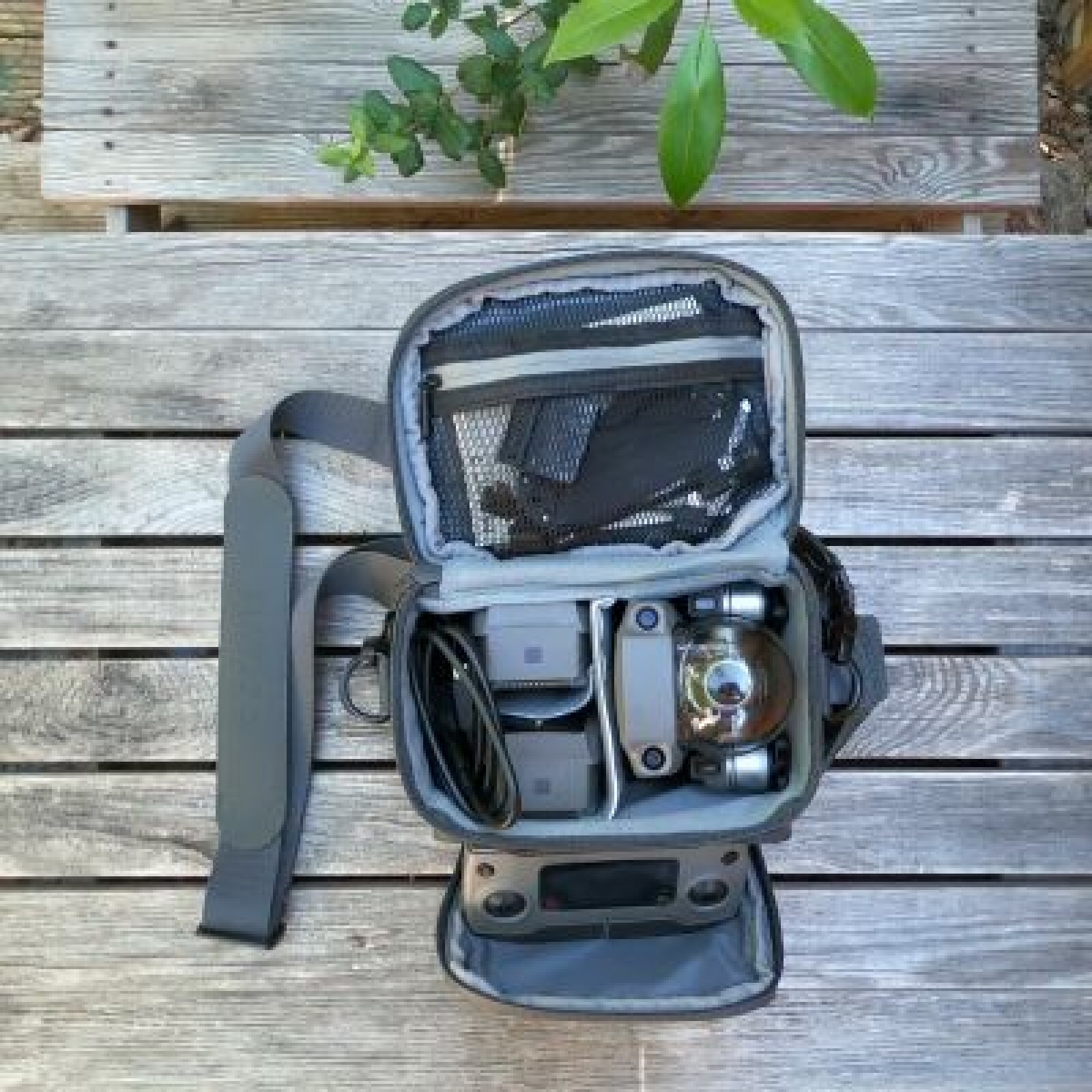 Drone DJI Mavic 2 Zoom et accessoires [Fly More Kit] - Photo 4 sur 5
