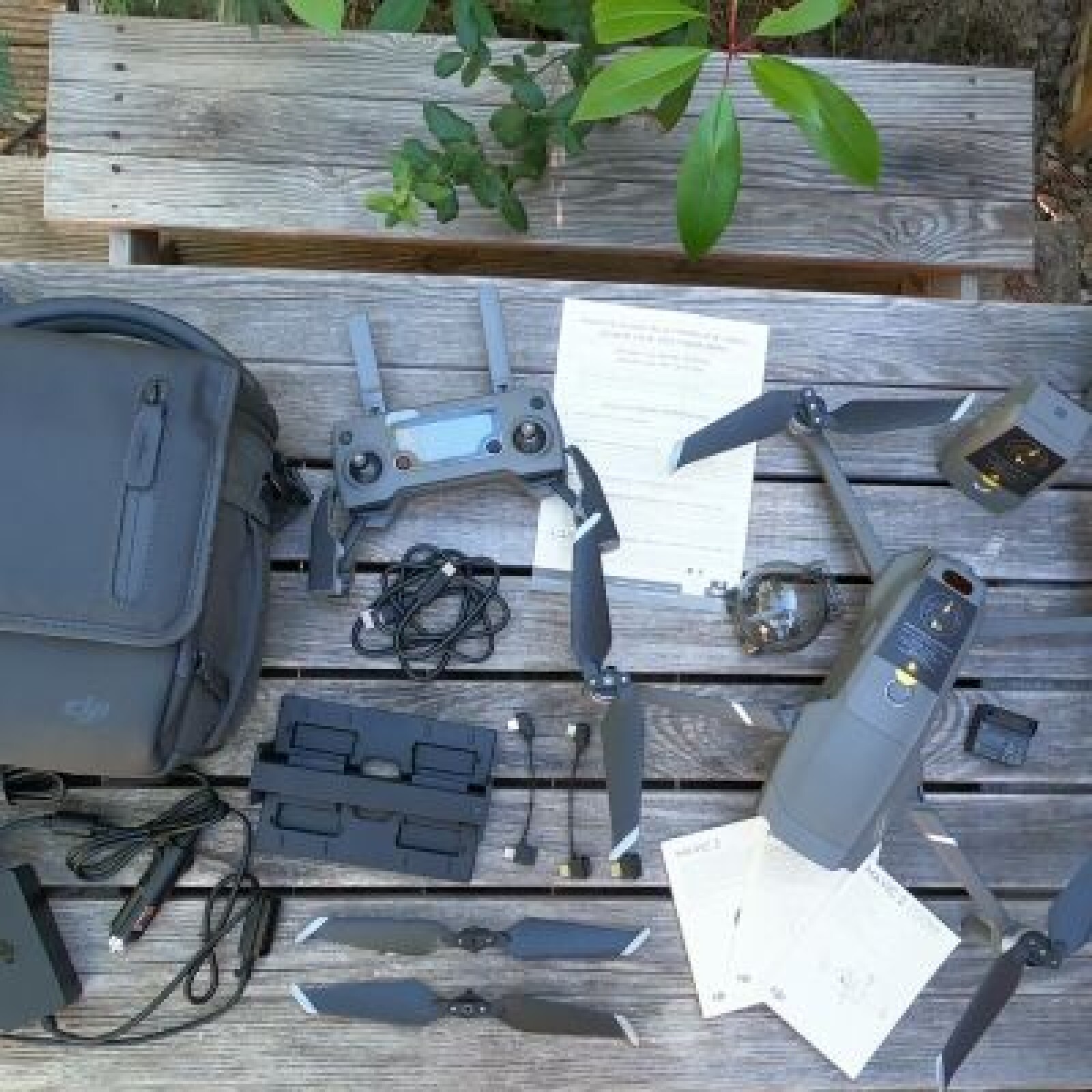 Drone DJI Mavic 2 Zoom et accessoires [Fly More Kit] - Photo 3 sur 5