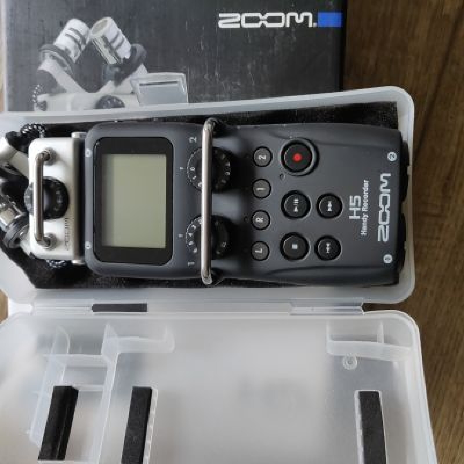 Zoom H5 - Enregistreur Multipistes, Noir - Photo 1 sur 2