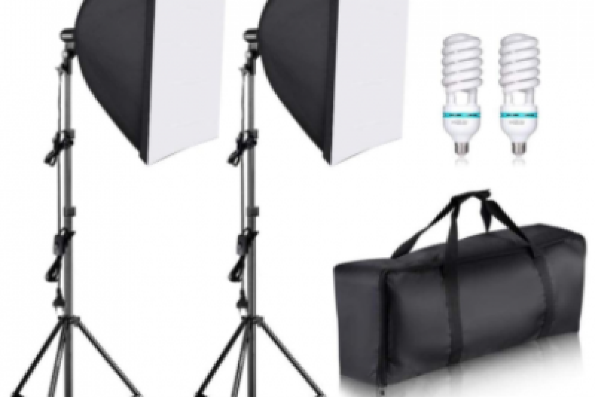 Location Neewer 700 W Photographie 24 "x 24/60 x 60 cm Soft Box avec Enregistrement Kit Culot E27 Lampe de lumière pour Photographie de Portraits, Produit de Studio Photo et Vidéo - Lightyshare