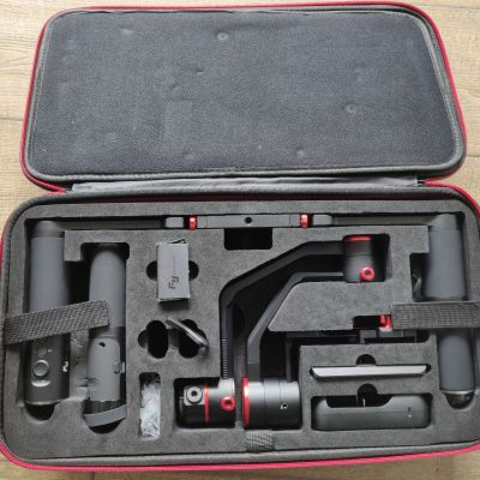 FeiyuTech FY a2000 3 Axes Cardan DSLR Caméras Stabilisateur Double poignée de poche pour Canon 5D SONY Panasonic 2000g - Photo 1 sur 3