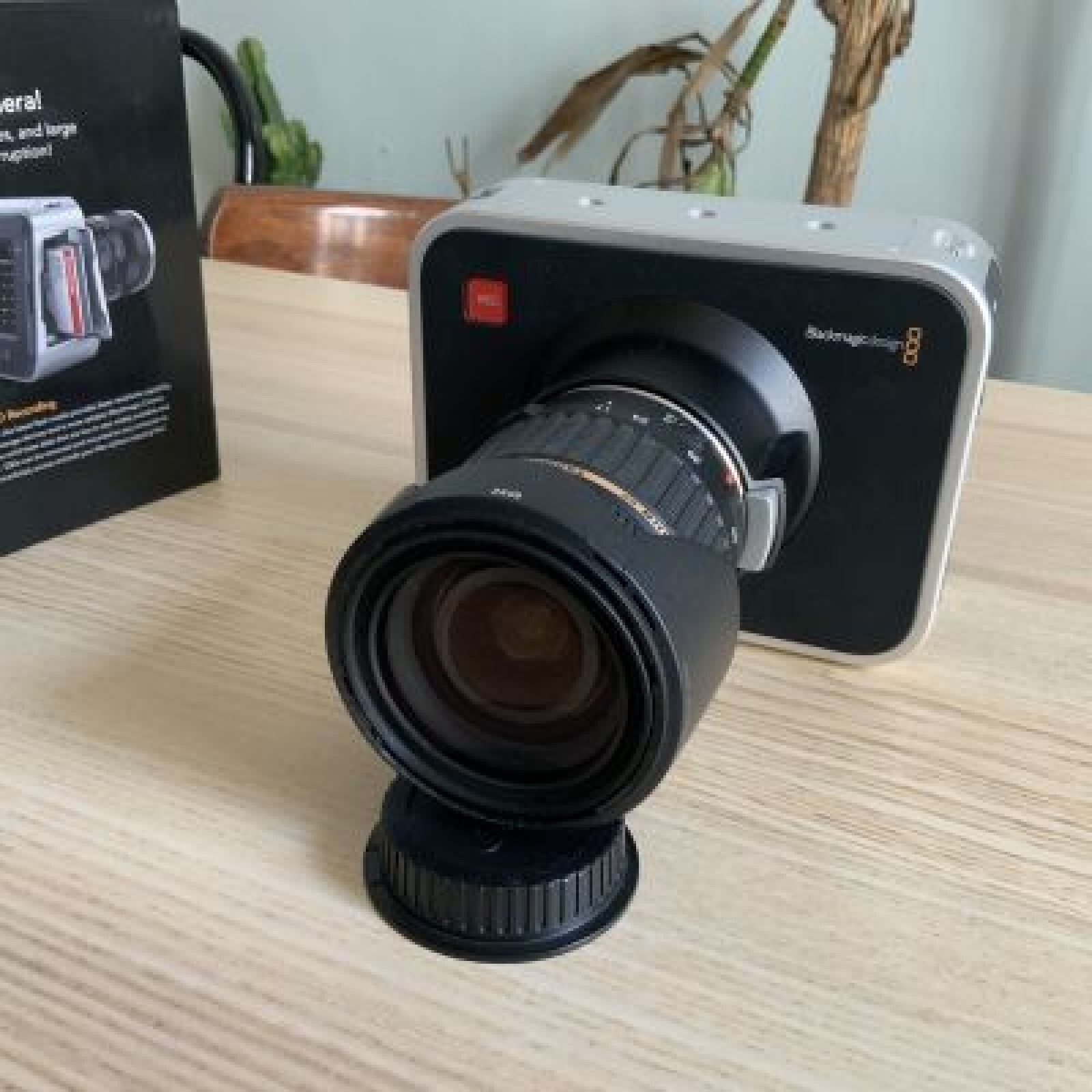 Blackmagic Cinema Camera 2,5K - Photo 1 sur 1