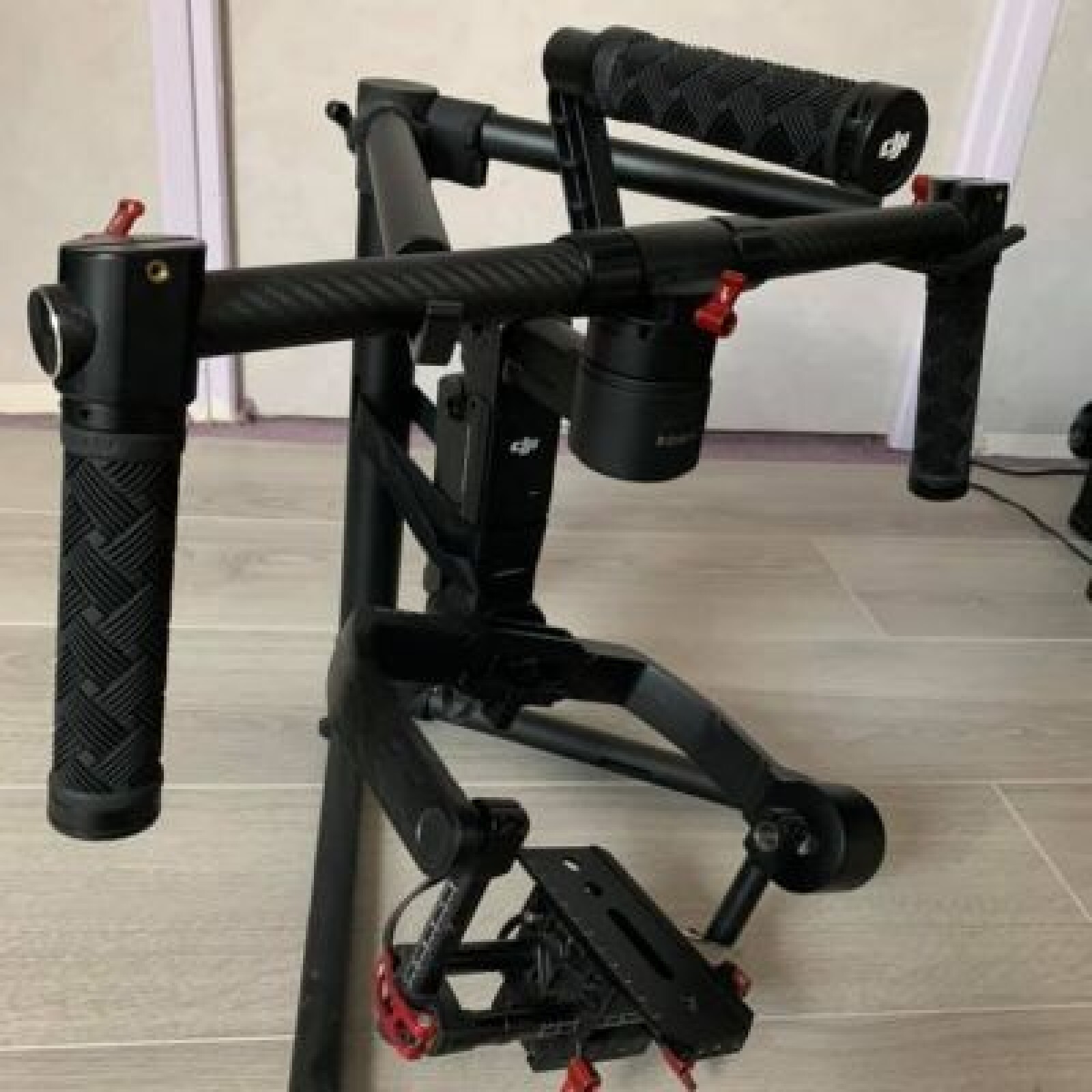 Location DJI Ronin-M - Photo 2 sur 4