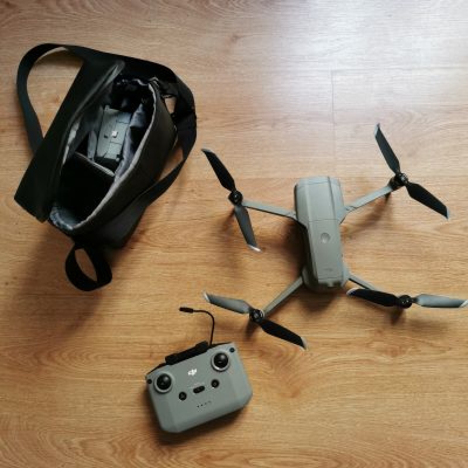 Drone Mavic Air 2 (Fly more) - Photo 1 sur 1