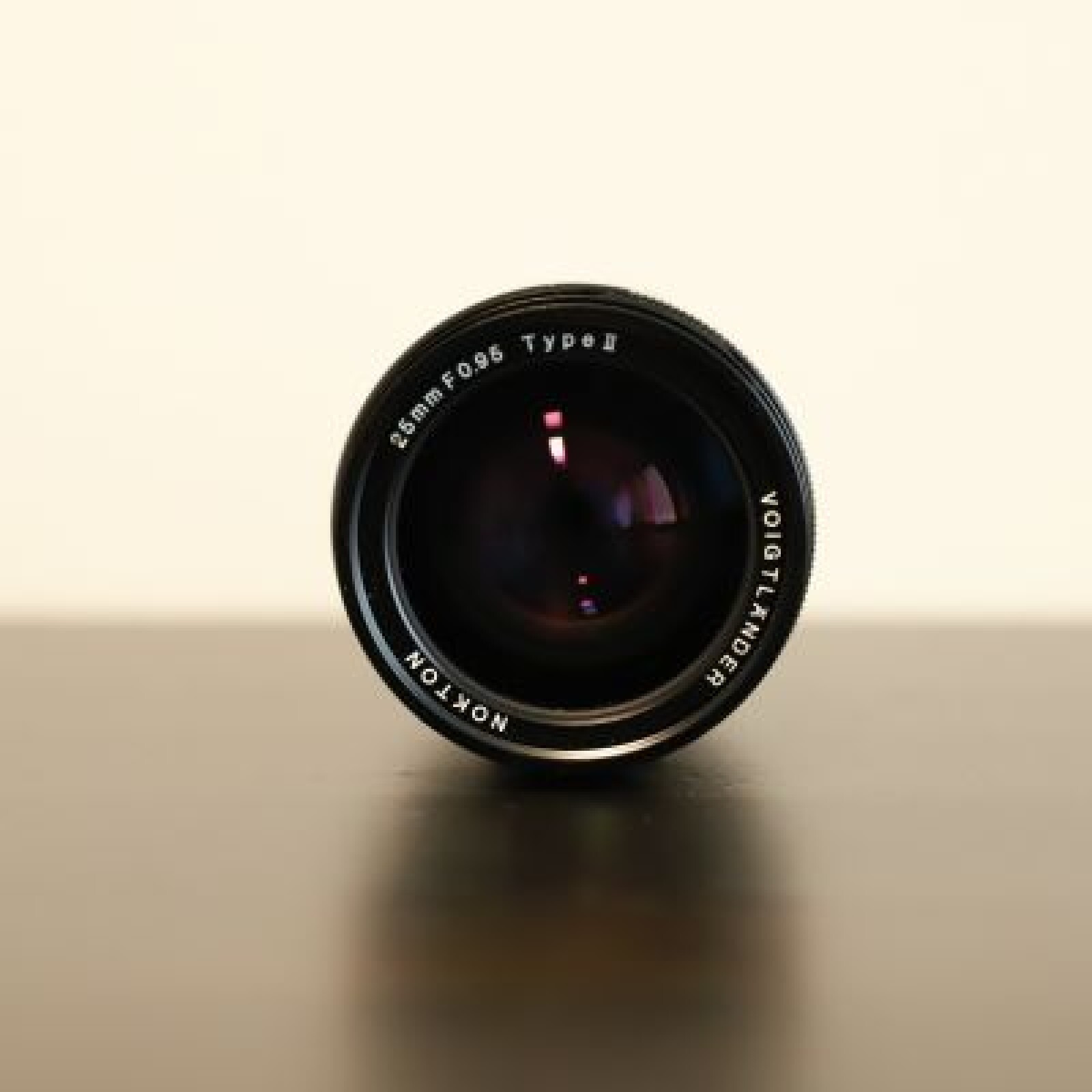 Objectif Voigtlander 25mm F/0.95 micro 4/3 - Photo 4 sur 5