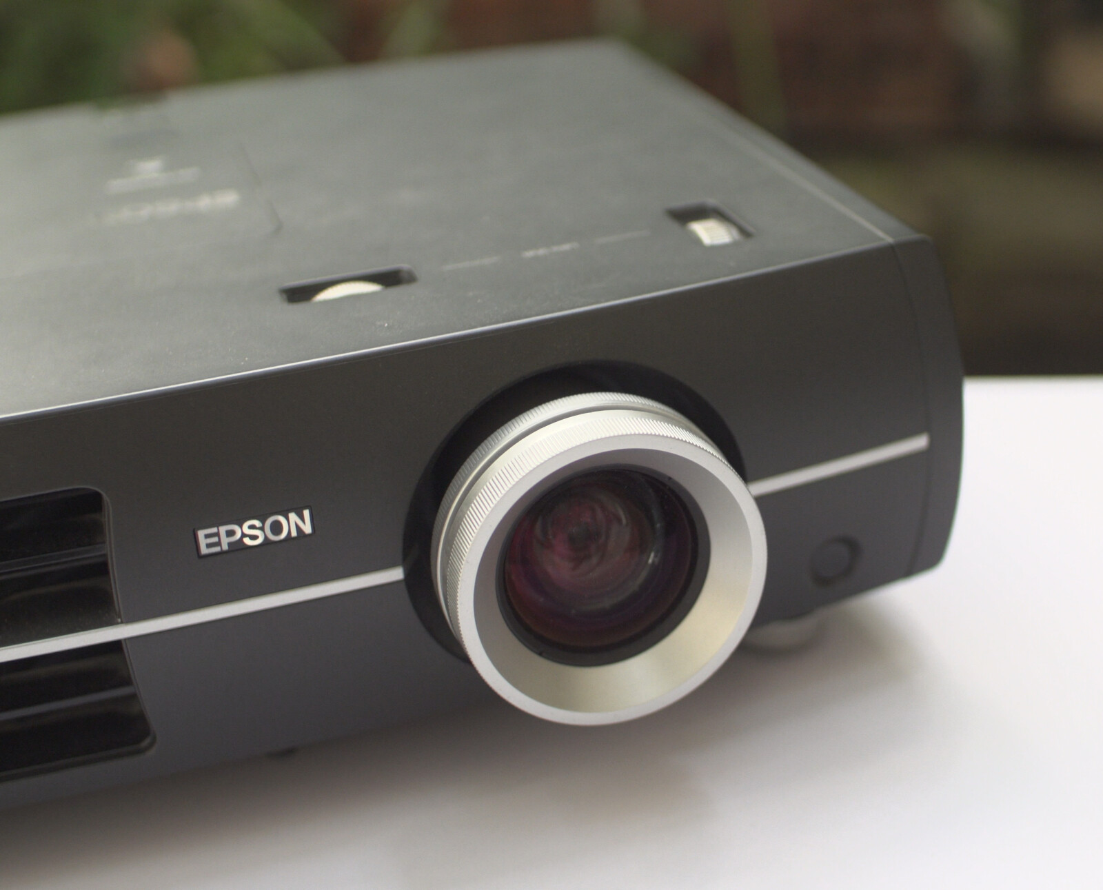 Vidéoprojecteur EPSON EH-TW5500 - Photo 2 sur 4