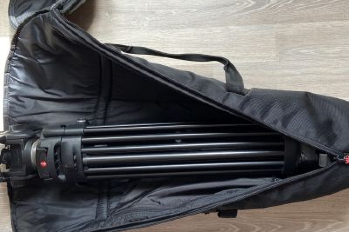Location Trépied Manfrotto Twin Legs avec tête fluide - Lightyshare