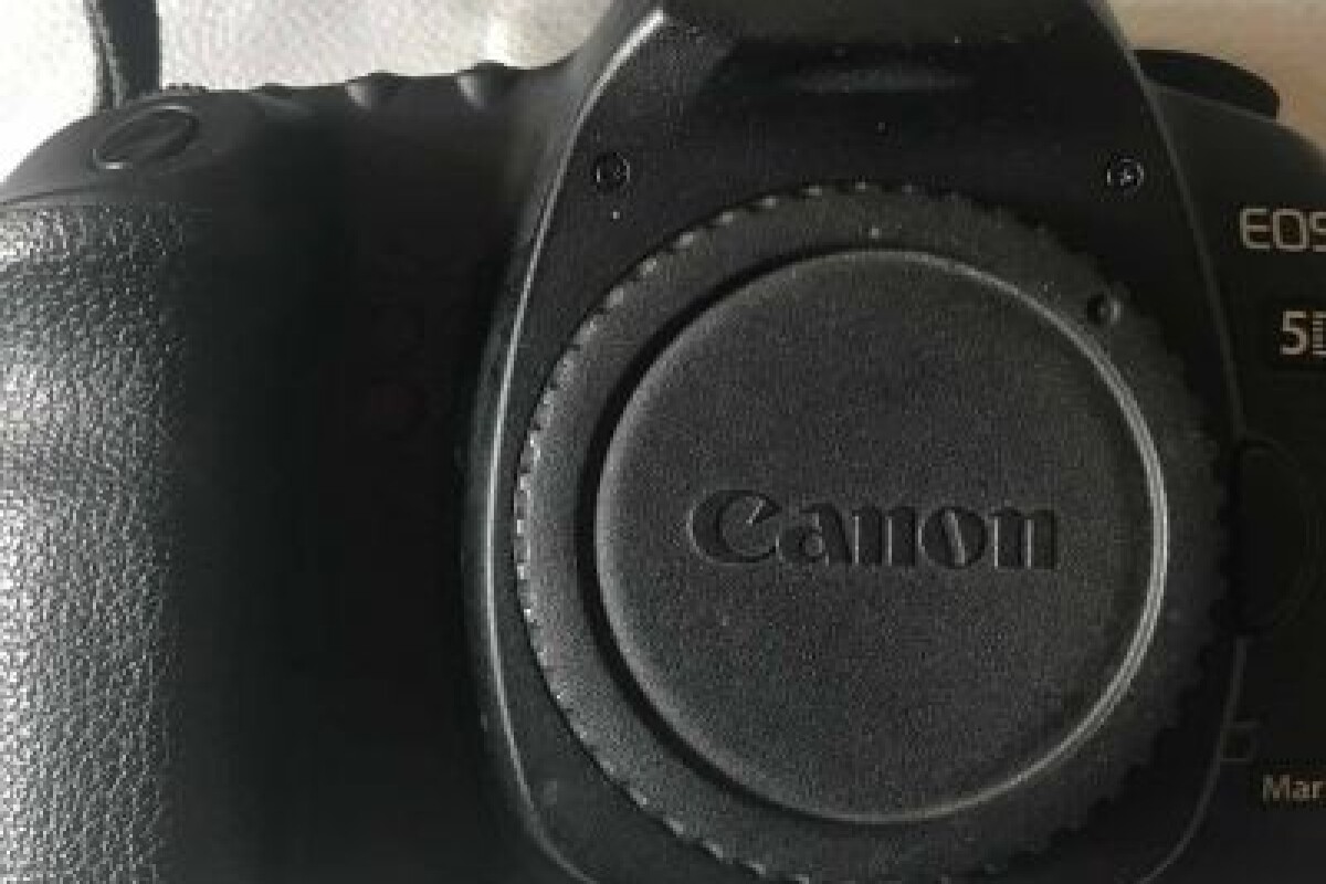 Location Canon 5D Mark II - Lightyshare