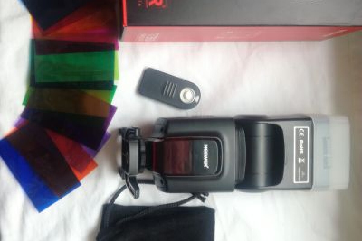 Location NEEWER TT560 SPEEDLITE GN38 - Lightyshare