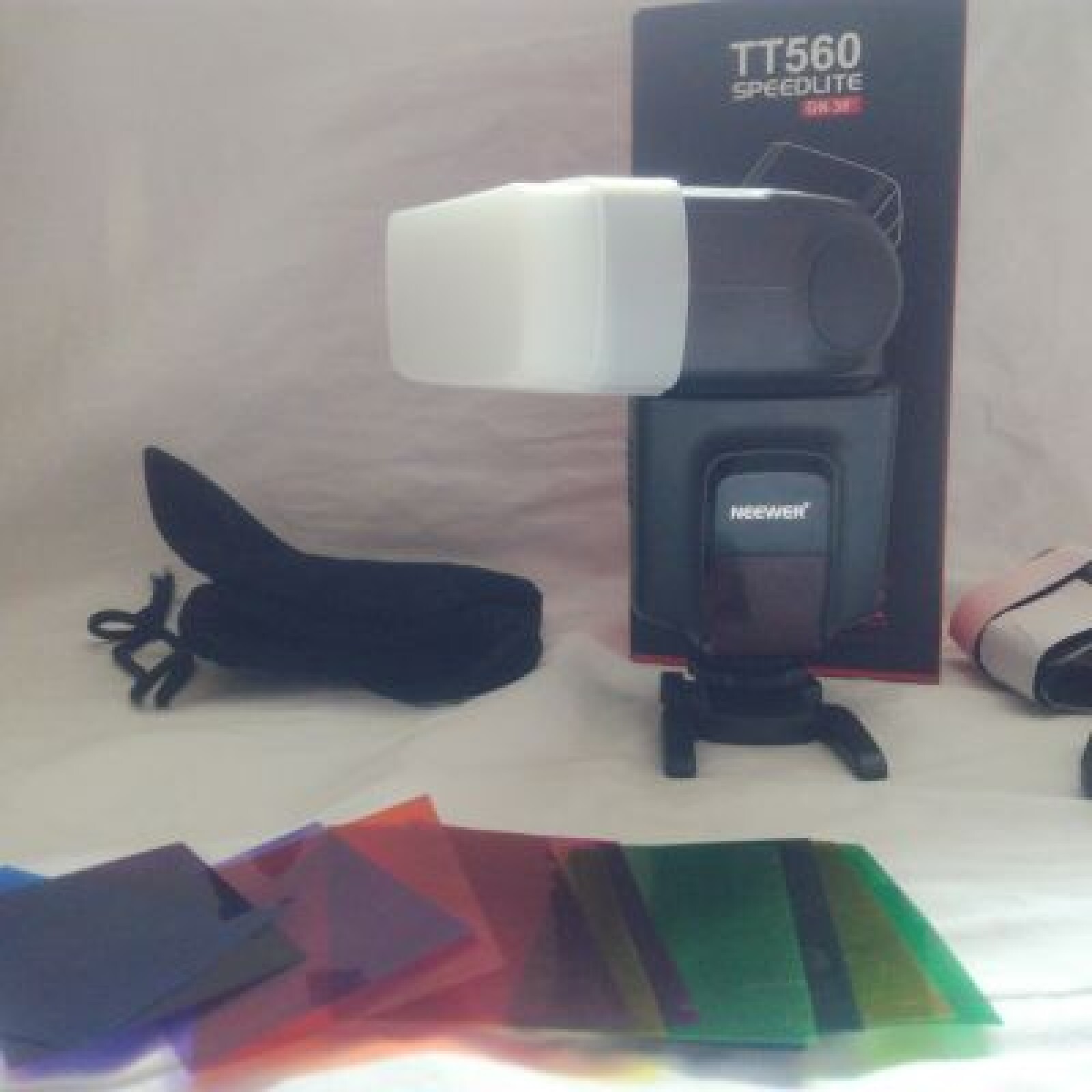 NEEWER TT560 SPEEDLITE GN38 - Photo 4 sur 4