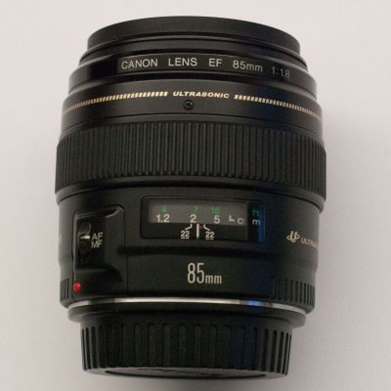 Canon EF 85 mm F.18 - Photo 1 sur 2