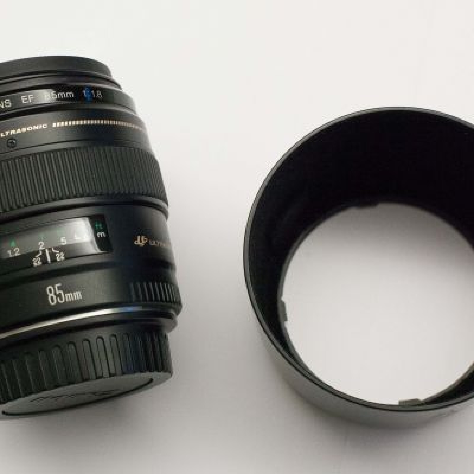Canon EF 85 mm F.18 - Photo 2 sur 2