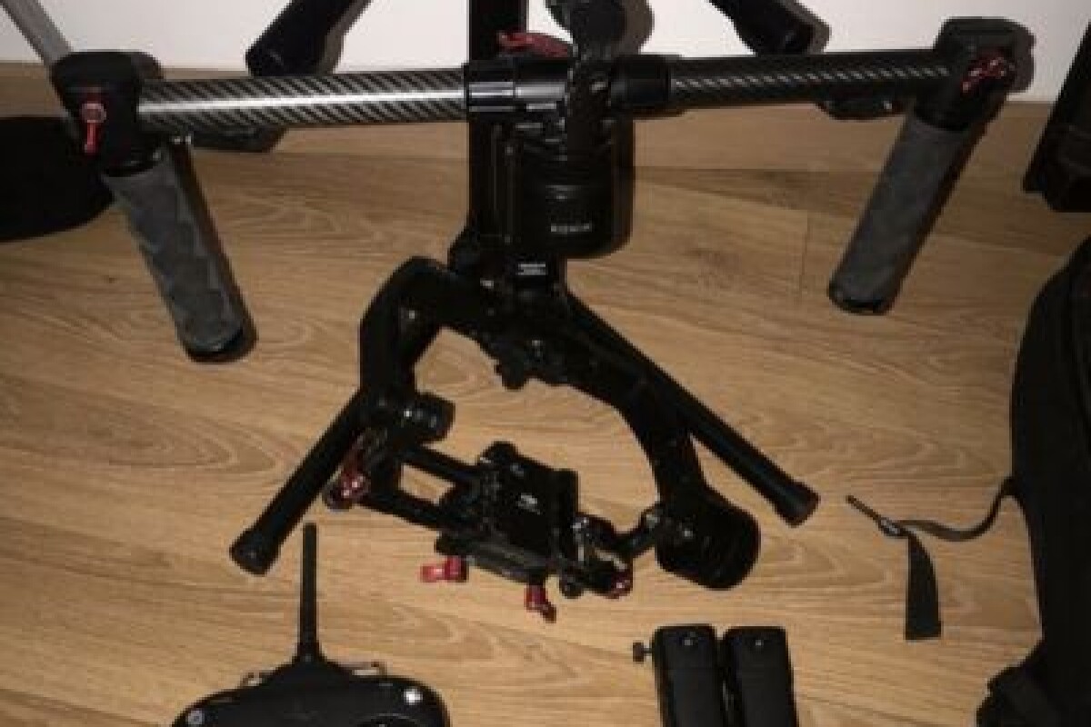Location RONIN M ( STABILISATEUR GYROSCOPIQUE ) - Lightyshare