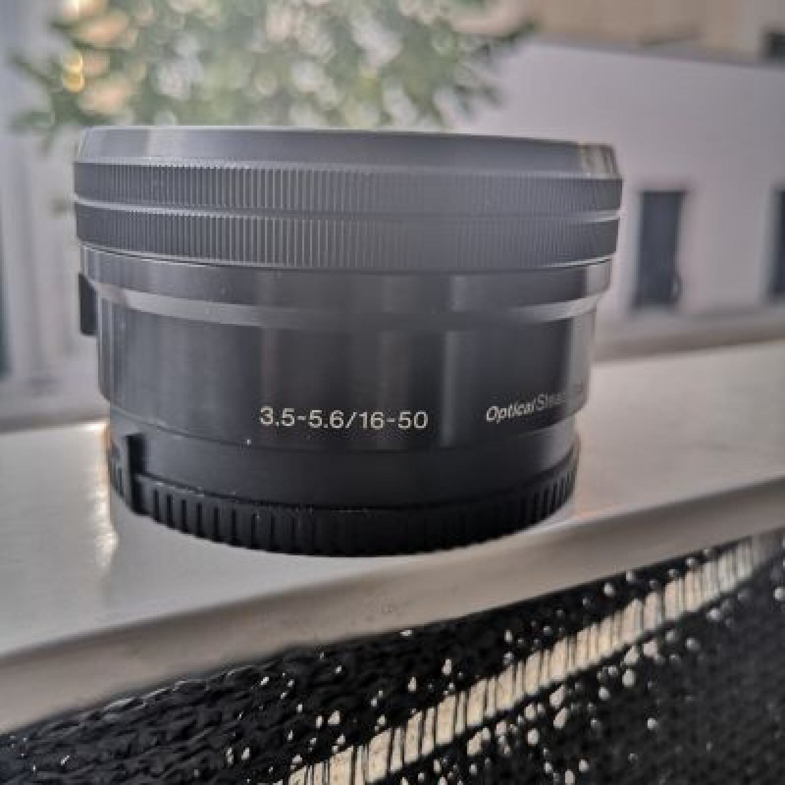Objectif SONY 16-50mm F3.5-5.6 (Monture E) - Photo 1 sur 3