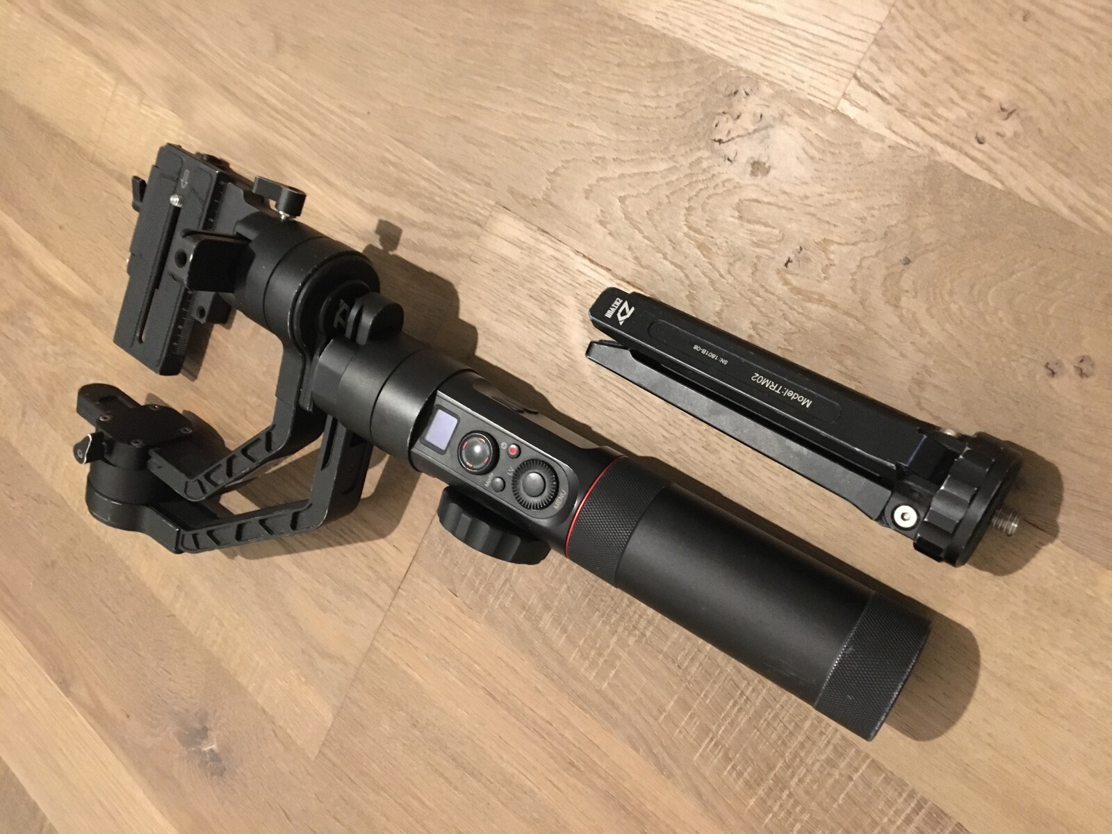 Zhiyun-Tech Crane 2 - Photo 2 sur 2