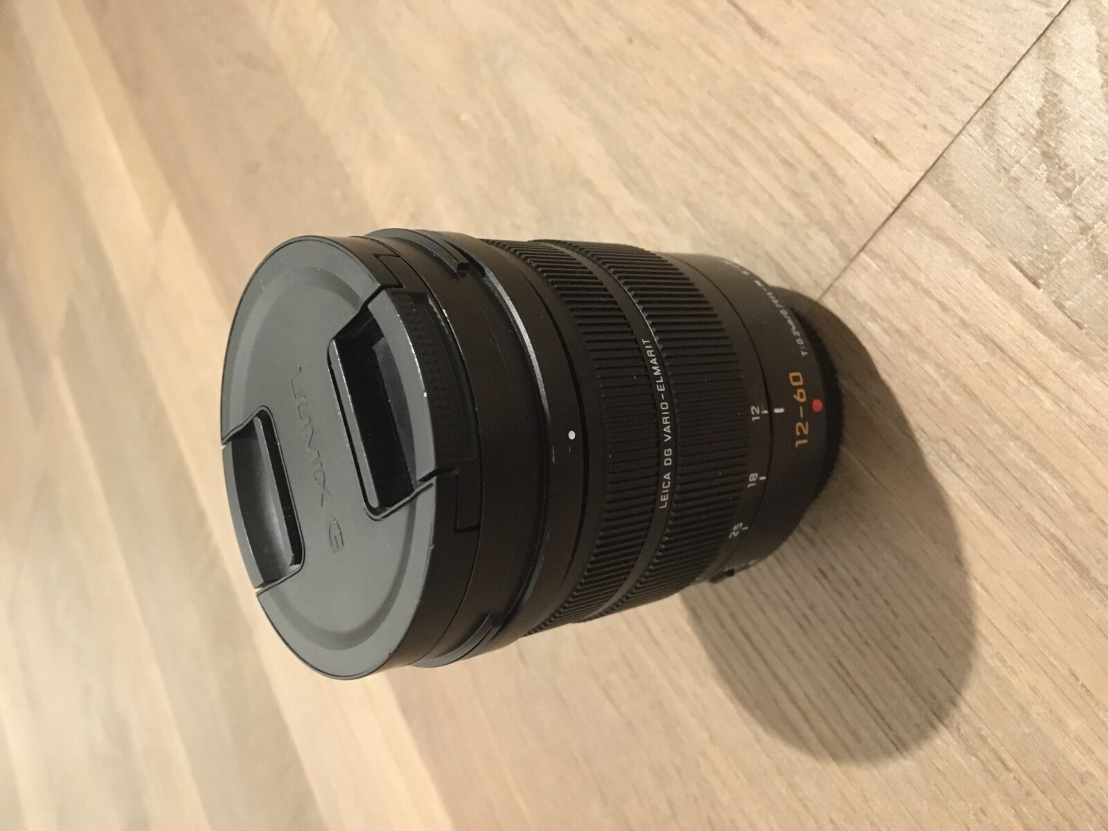 Panasonic Leica DG Vario-Elmarit 12-60 mm f/2,8-4 - Photo 1 sur 2