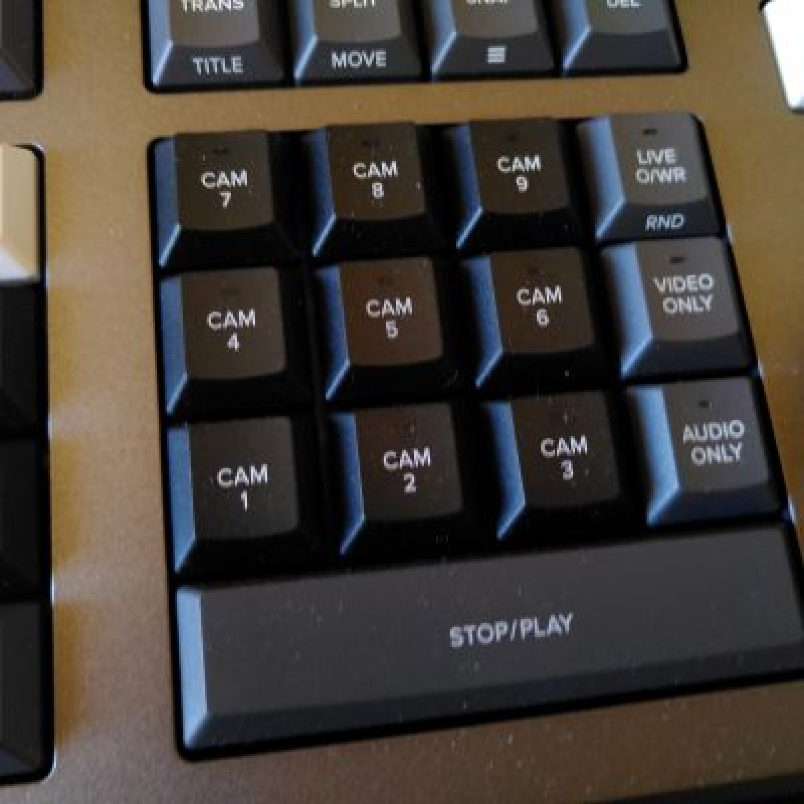 BLACKMAGIC DESIGN Clavier Davinci Resolve Speed Editor - Photo 3 sur 3
