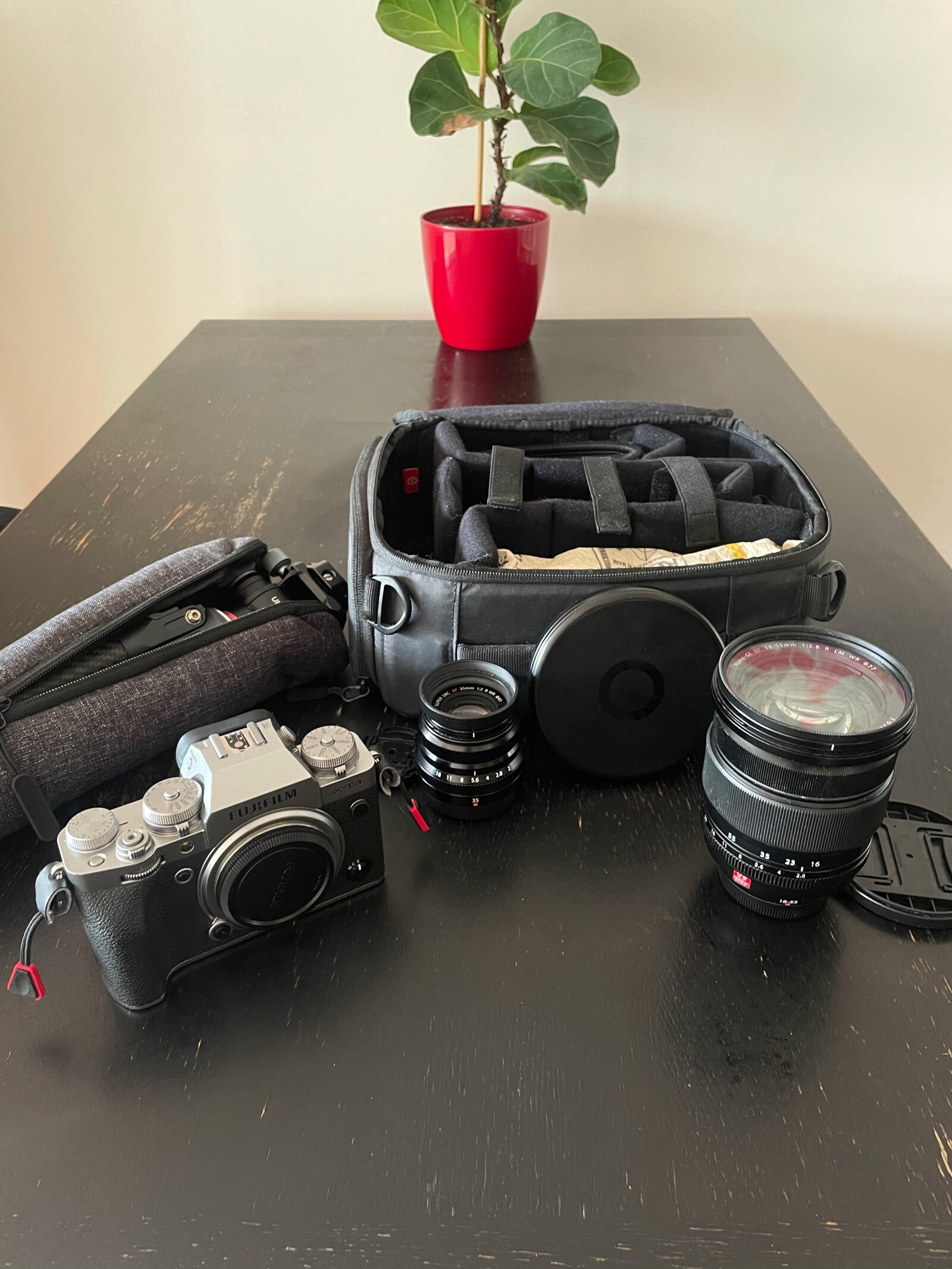 FujiFilm XT4 avec Objectif 16-55mm Fuji - Photo 2 sur 4