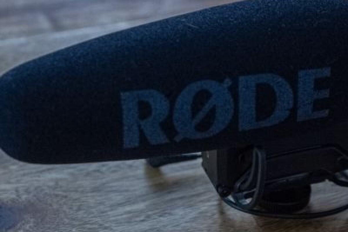 Location Rode Videomic Pro+ B-Stock en location à Paris 17 ! - Lightyshare