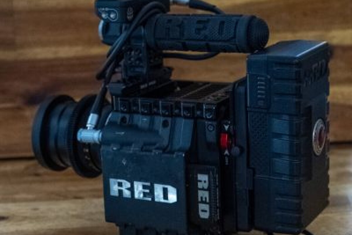 Location PACK RED EPIC DRAGON X 6K + OBJECTIFS A NANTERRE - Lightyshare