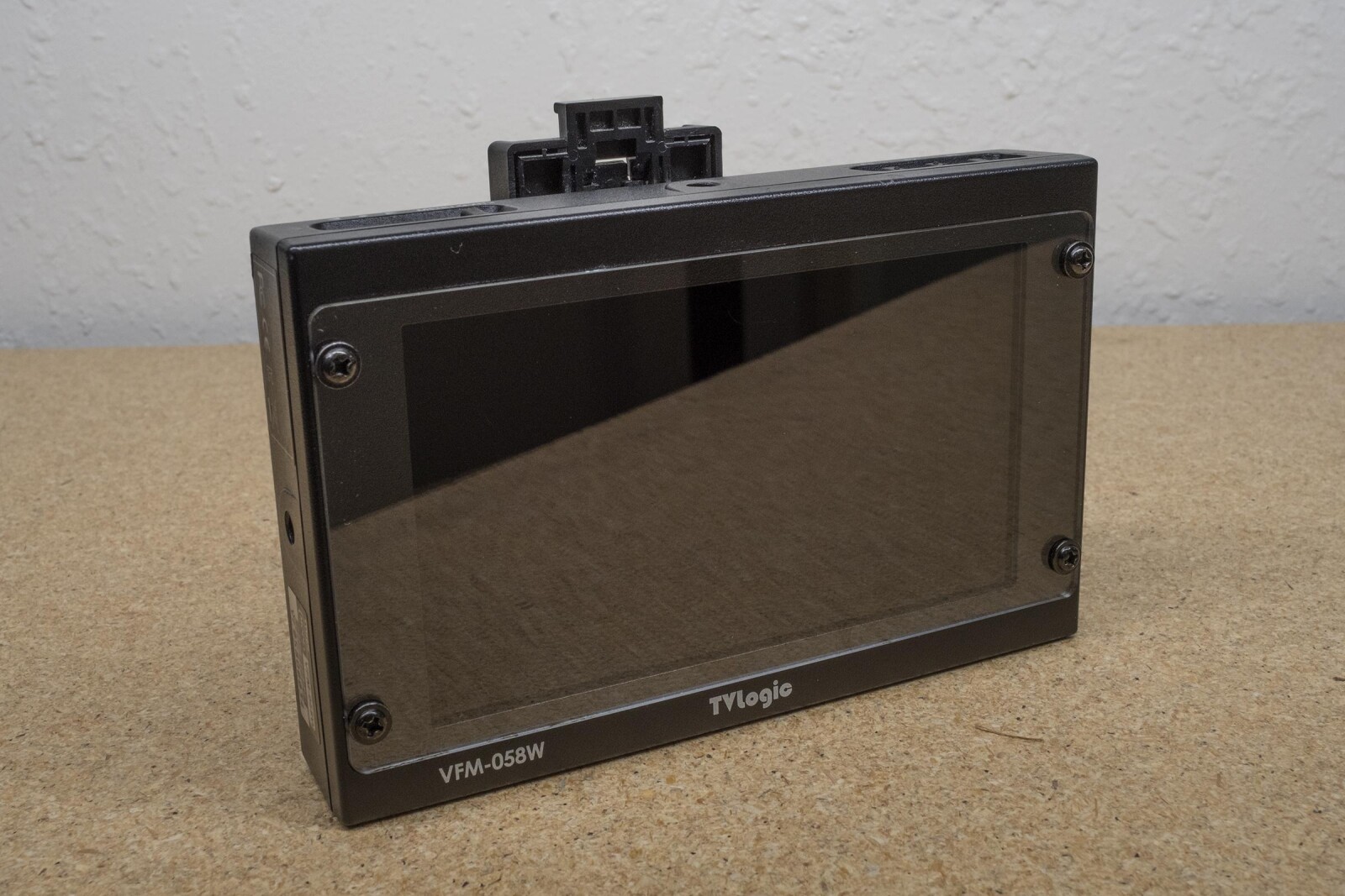 Moniteur TVlogic VFM-058W 5.5" (pack 2) - Photo 1 sur 5