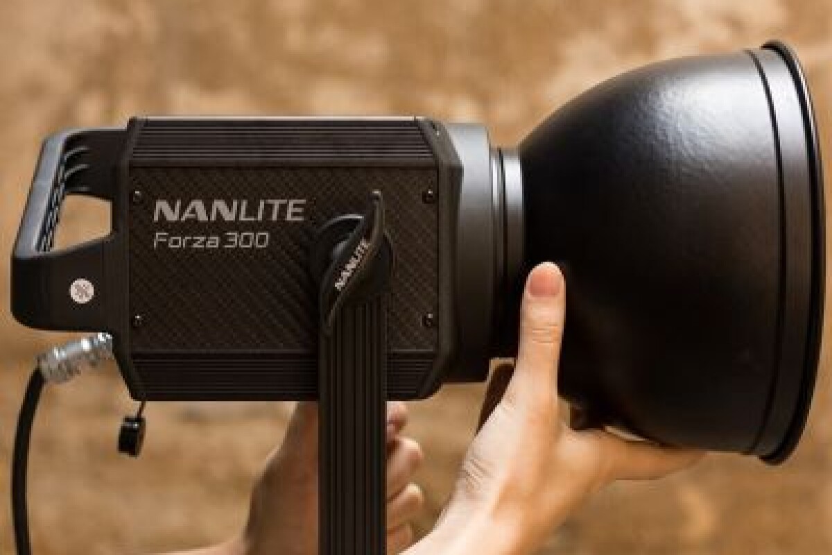 Location Nanlite Forza 300 + Fresnel - Lightyshare