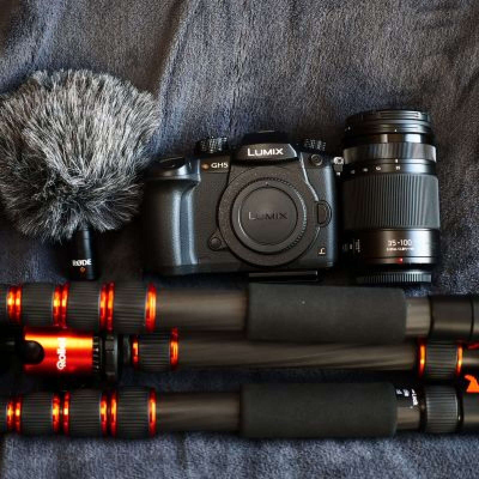 Location Pack tournage 4K (Panasonic GH5 - Lumix 35-100) - Photo 1 sur 3