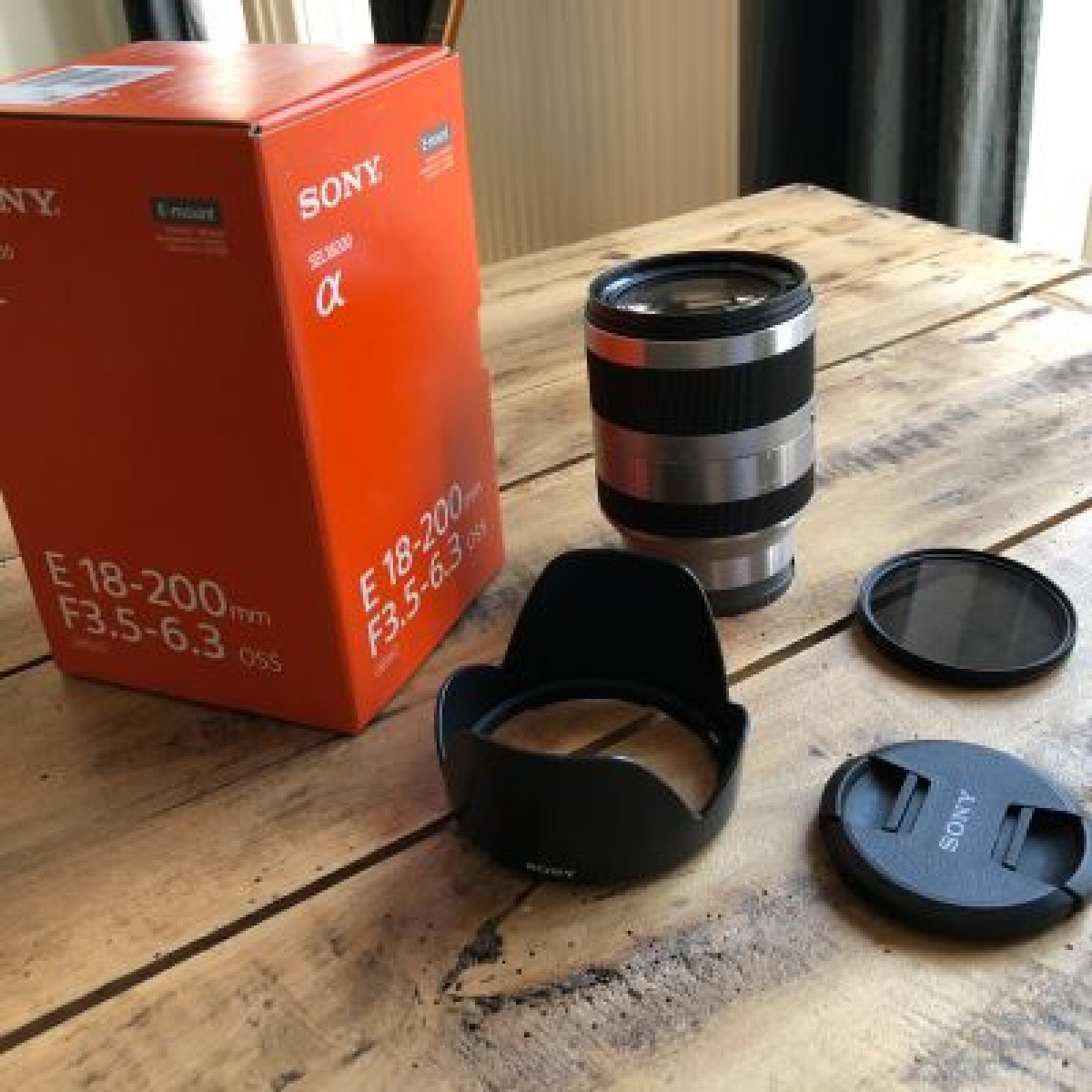 SONY Objectif SEL-18200 - Photo 1 sur 4