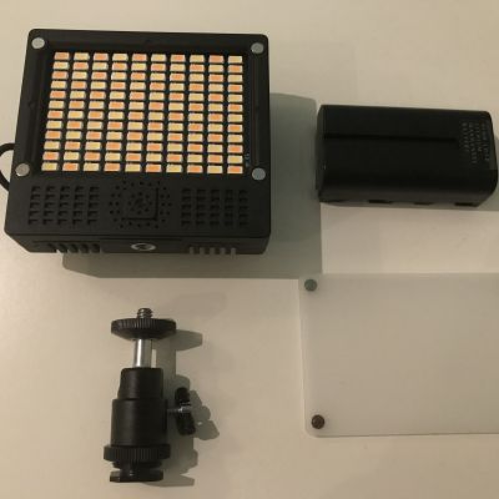 Torche LED Cineroïd variable L10-BC - Photo 1 sur 4