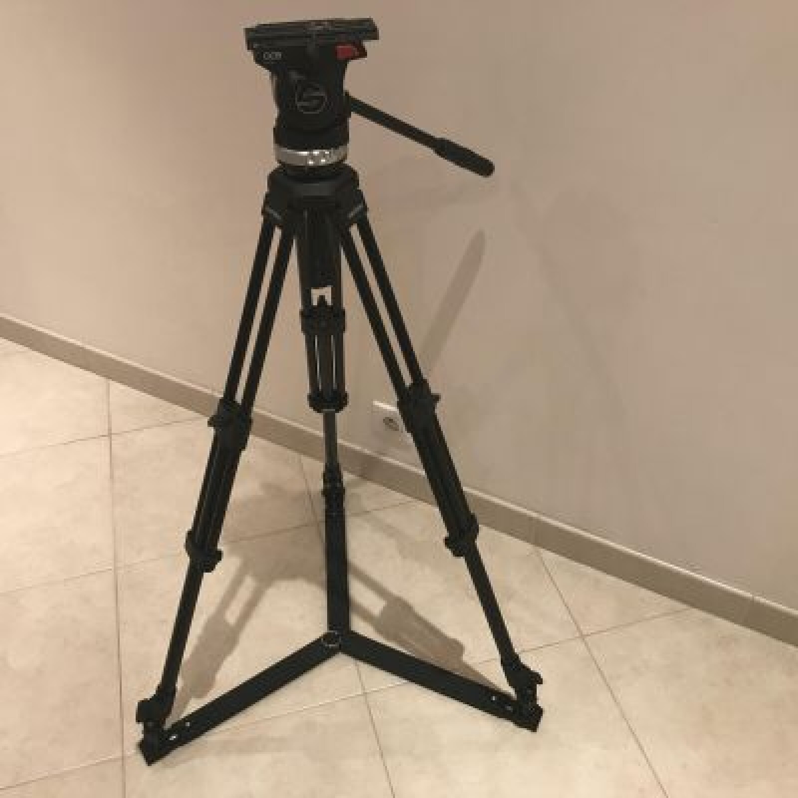 Trépied Sachtler Ace M Gs - Photo 1 sur 5